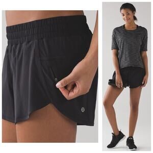 Lululemon Tracker Mid-Rise Short 4" Size 8 Black NWOT Athletic Running